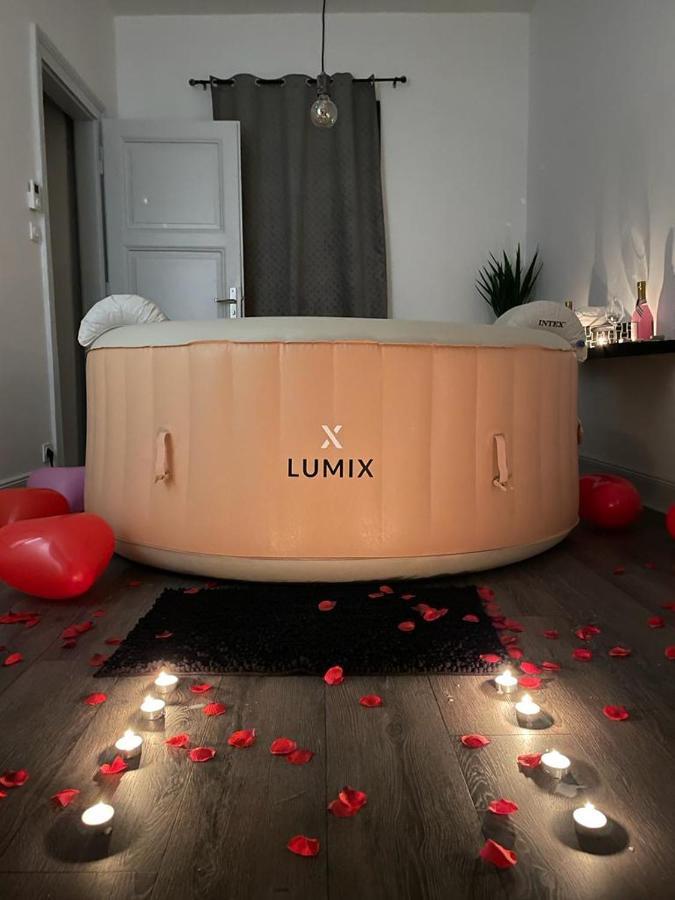 Cocoon Jacuzzi Apartment Straßburg